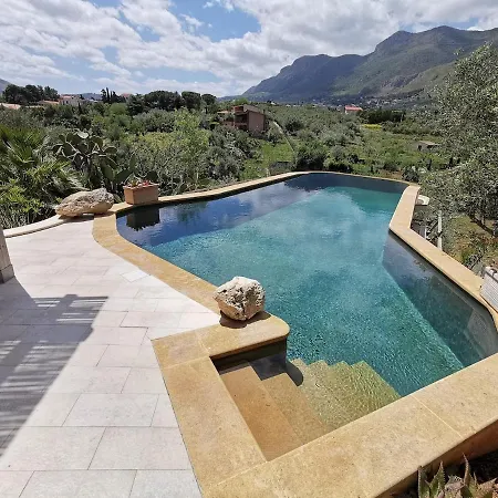 Apartment Comfortable House With Saltwater Infinity Pool Trabia